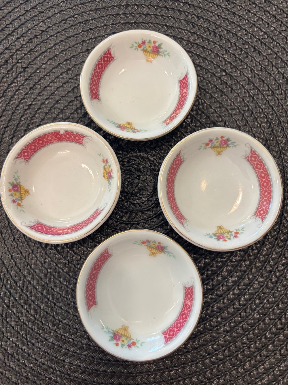 Vintage Chinese porcelain sauce dishes- Set of 4